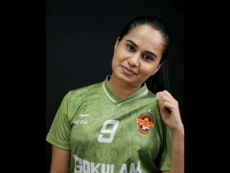 celebrating-women's-football-thumbnail